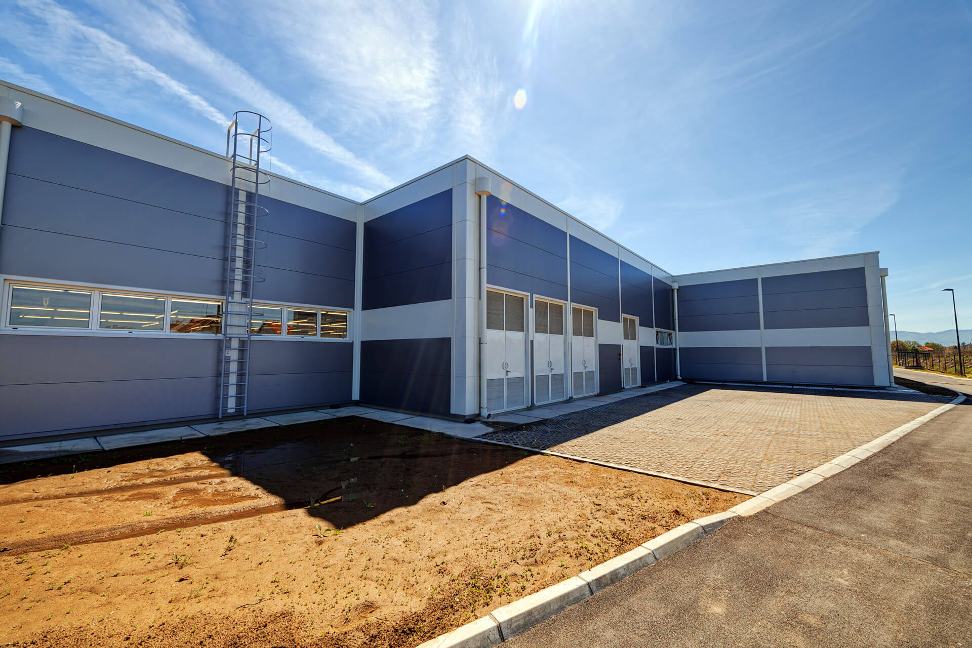 An exterior photograph of a commercial building - Carolina Heating Service Inc. An exterior photograph of a commercial building